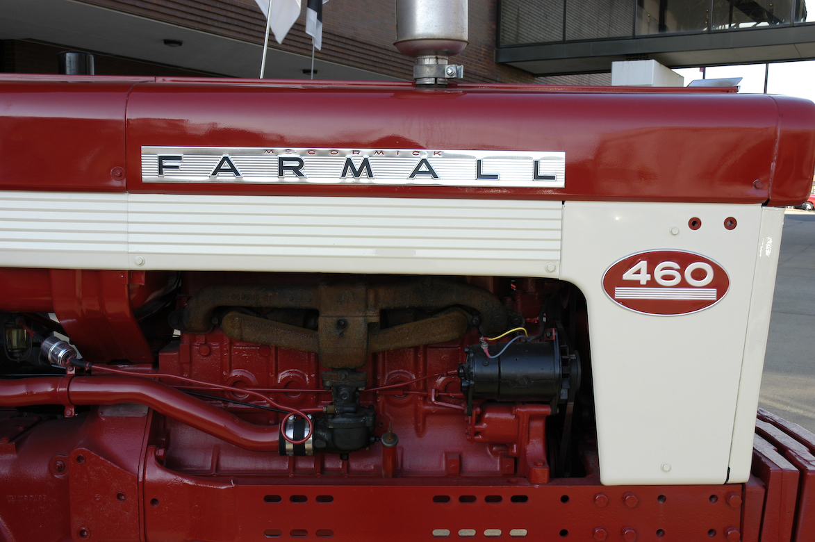 International Harvester Farmall Farmall 460